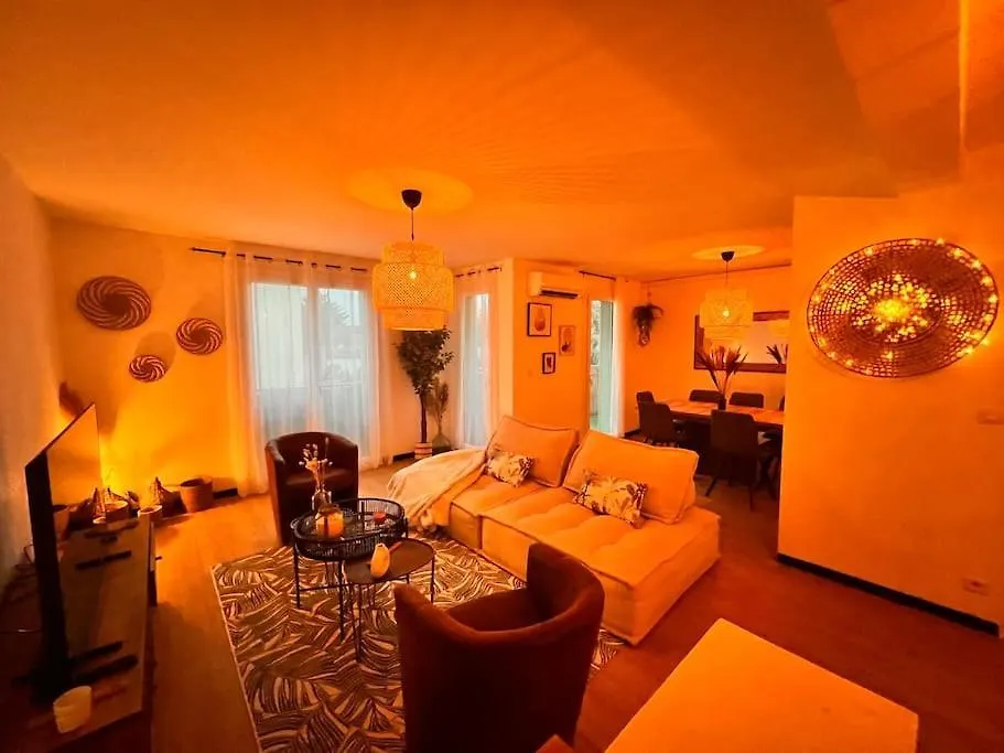 Apartment Appartement, 3 Chambres, Vue Panoramique, Parking, Acces Ville Brignoles France