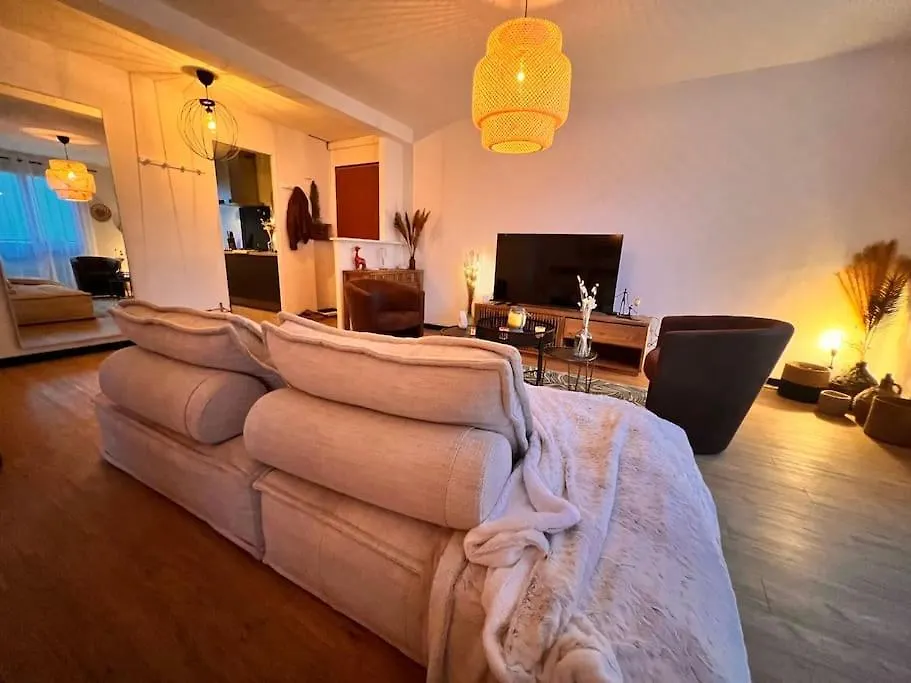 Appartement, 3 Chambres, Vue Panoramique, Parking, Acces Ville Brignoles Apartment
