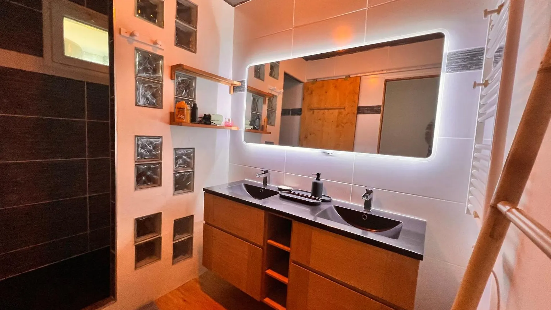 Appartement, 3 Chambres, Vue Panoramique, Parking, Acces Ville Brignoles