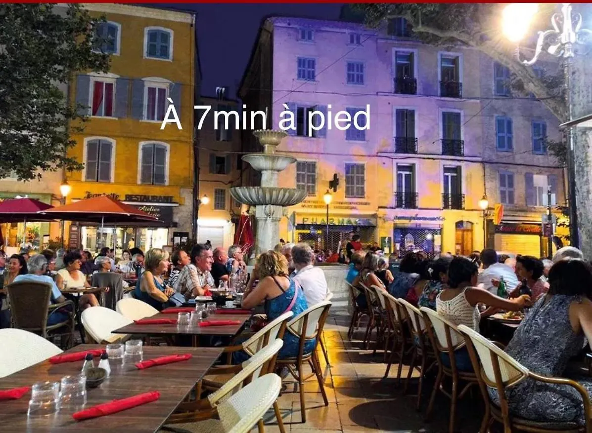 Appartement, 3 Chambres, Vue Panoramique, Parking, Acces Ville Brignoles Apartment