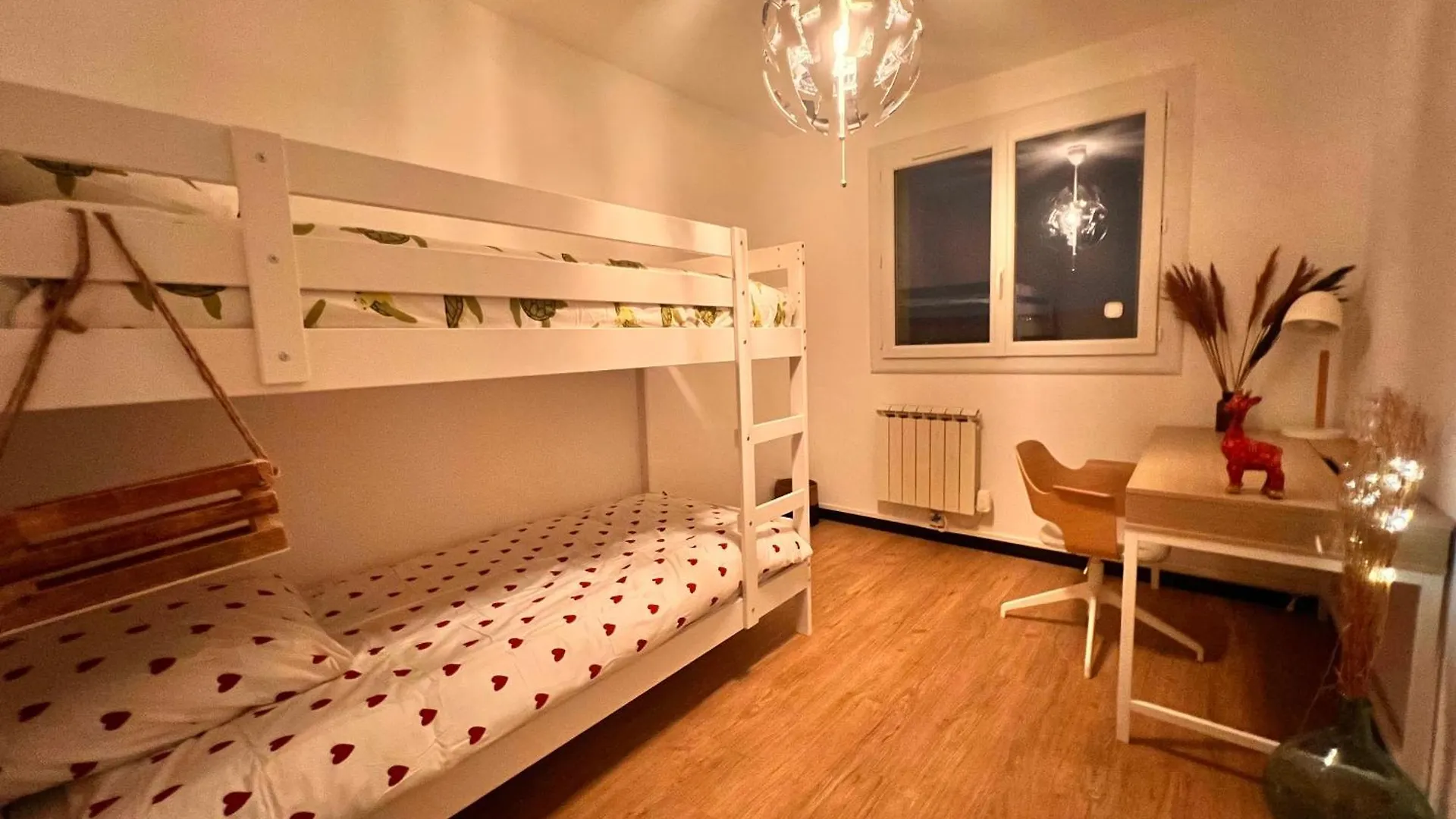Apartment Appartement, 3 Chambres, Vue Panoramique, Parking, Acces Ville Brignoles France